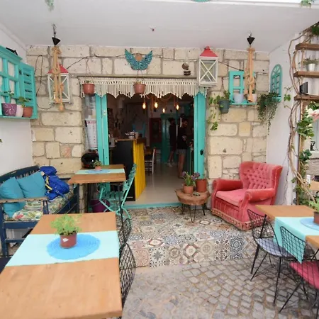 Araçatı Butik Oda ve Kahvaltı Alaçatı